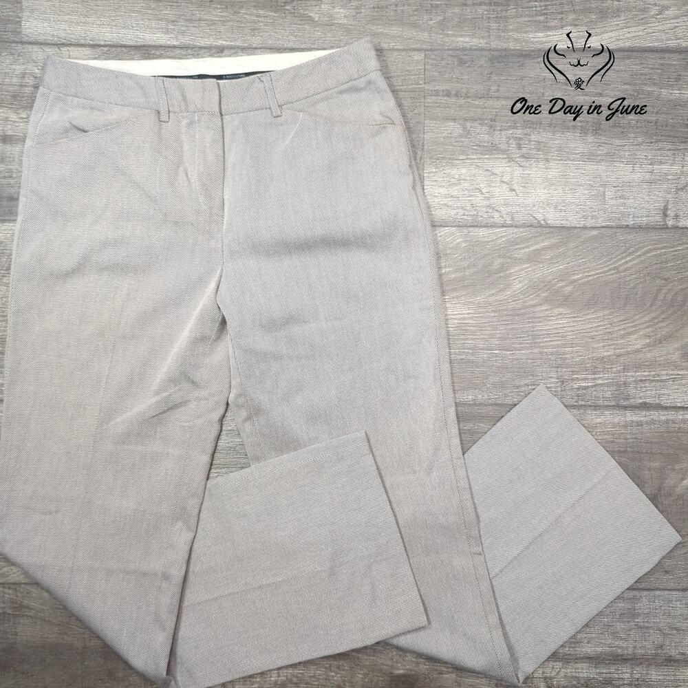 B. Moss Clothing Company Straight Leg Dress Pants Size 6